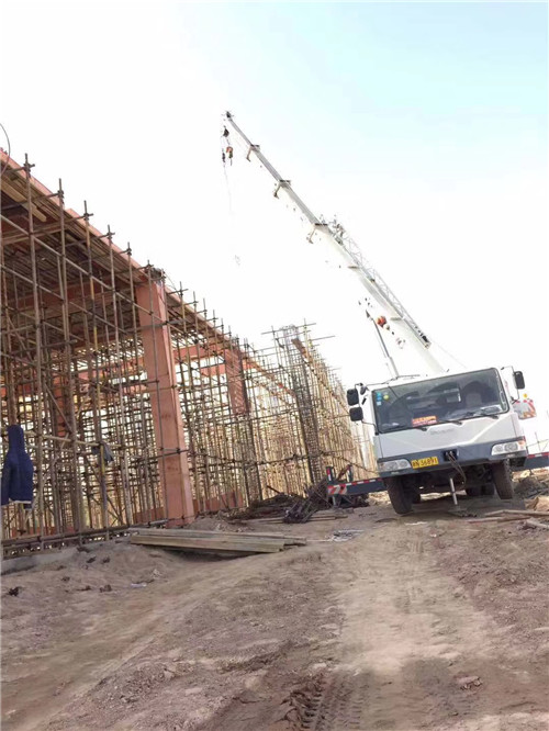 南通市25 吨、50 吨吊车怎么选？多大重量 / 半径适合对应车型？